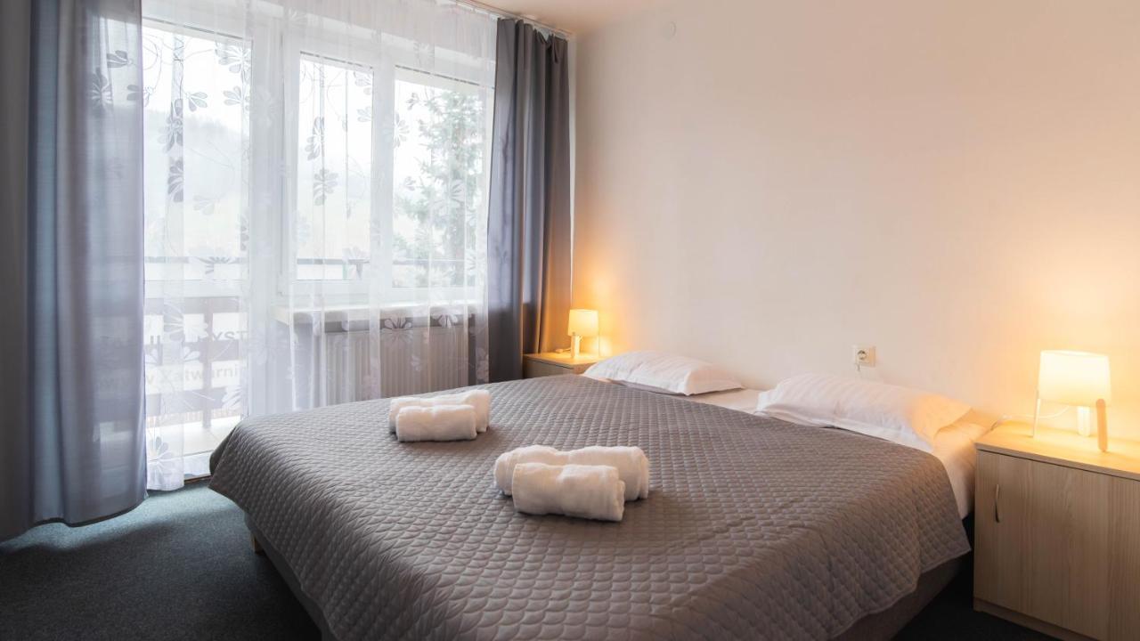 Zatwarnica Bed & Breakfast Lutowiska Exterior foto