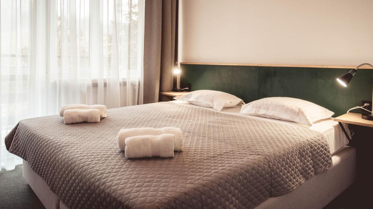 Zatwarnica Bed & Breakfast Lutowiska Exterior foto