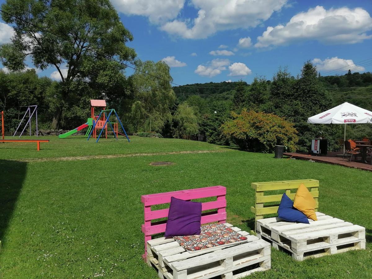 Zatwarnica Bed & Breakfast Lutowiska Exterior foto